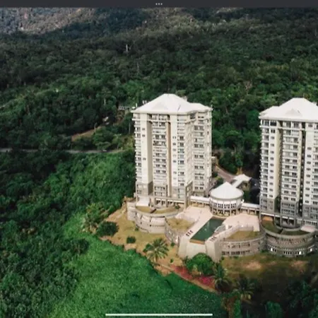 Santubong Suites Lower Level Kuching Exterior photo