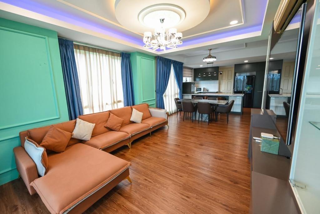 Santubong Lower Level Kuching